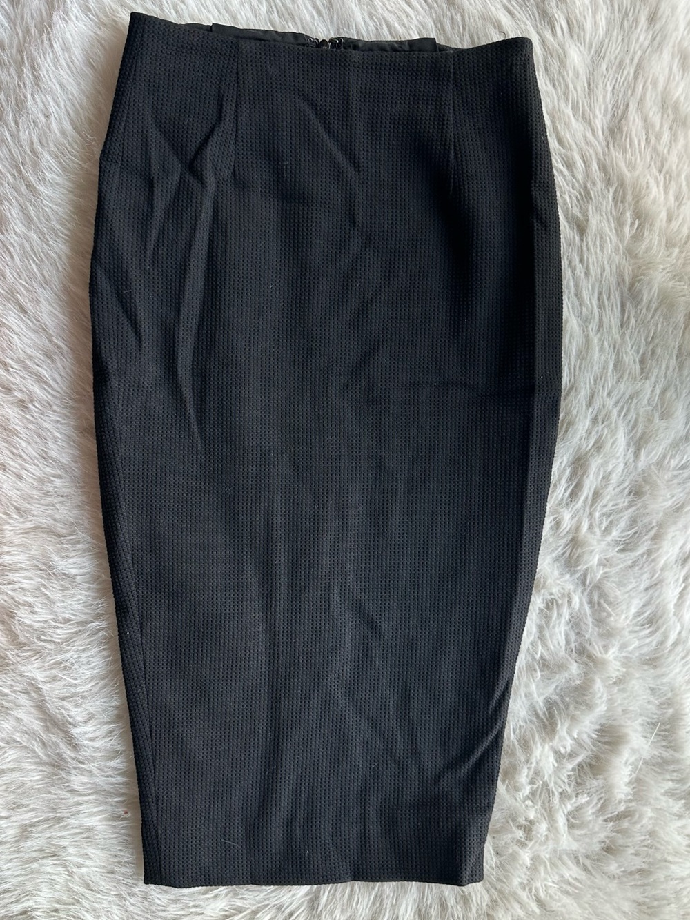 Intermix black pencil Women’s Classic column skirt P slit zipper made in the USA